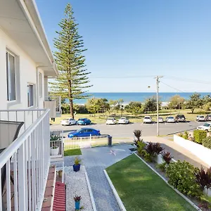 Burleigh Point Aparthotel
